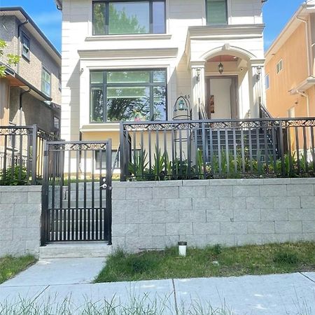 South Vancouver Guesthouse 외부 사진