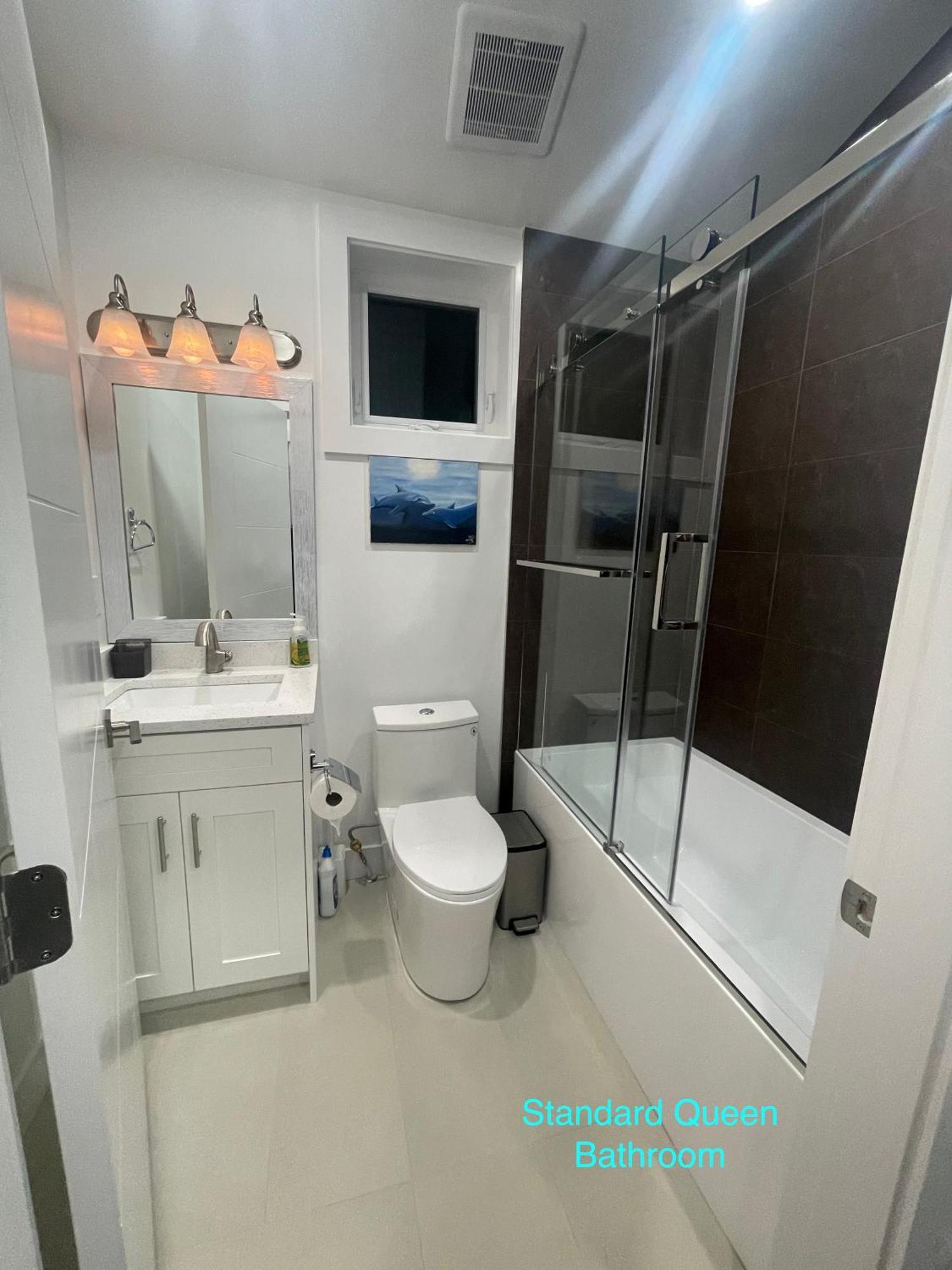South Vancouver Guesthouse 외부 사진