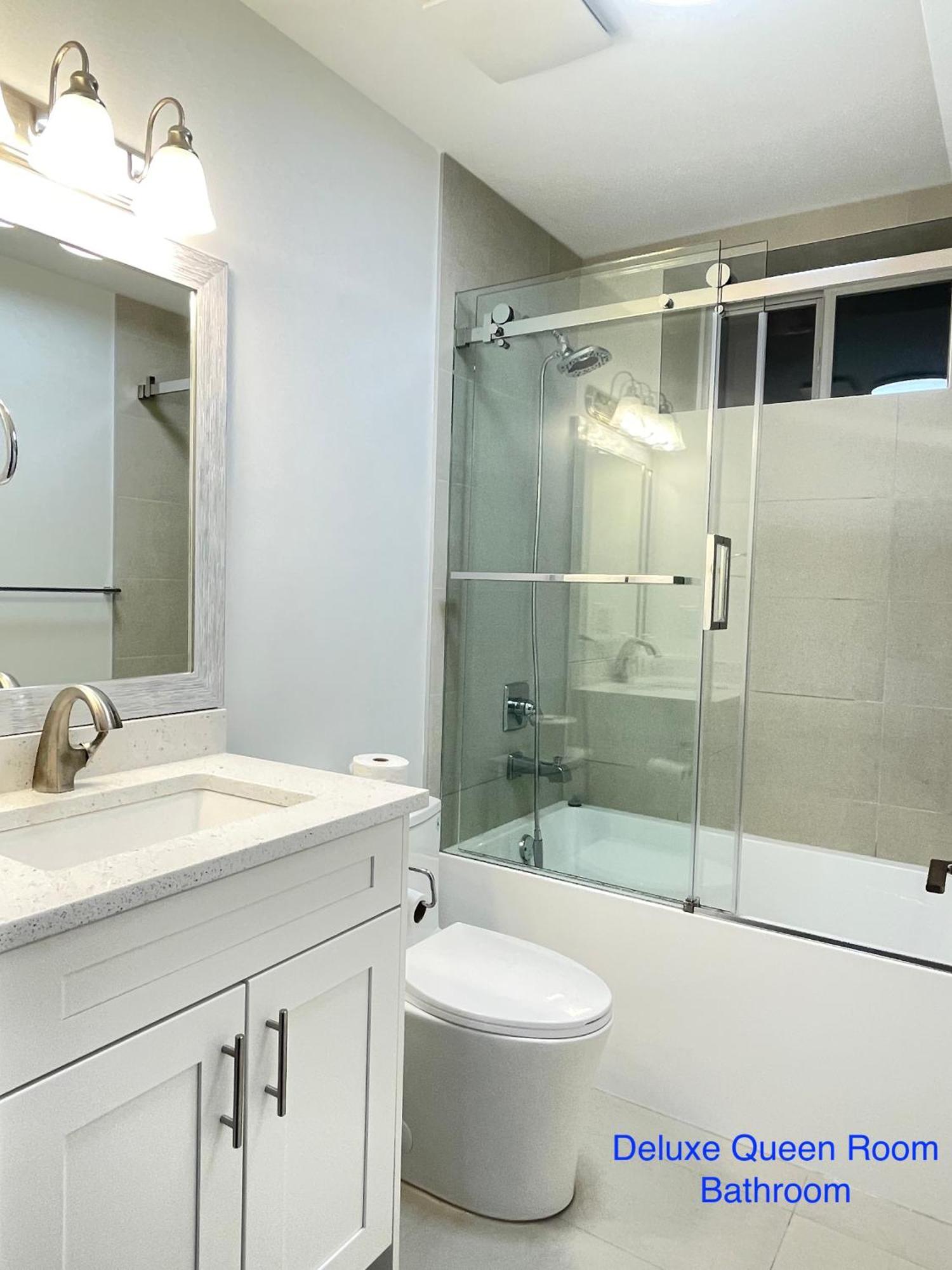 South Vancouver Guesthouse 외부 사진
